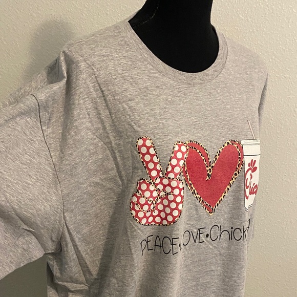 Gray Graphic T-Shirt with Peace Love Chick-fil-A Design 5 for $20 - Picture 3 of 7